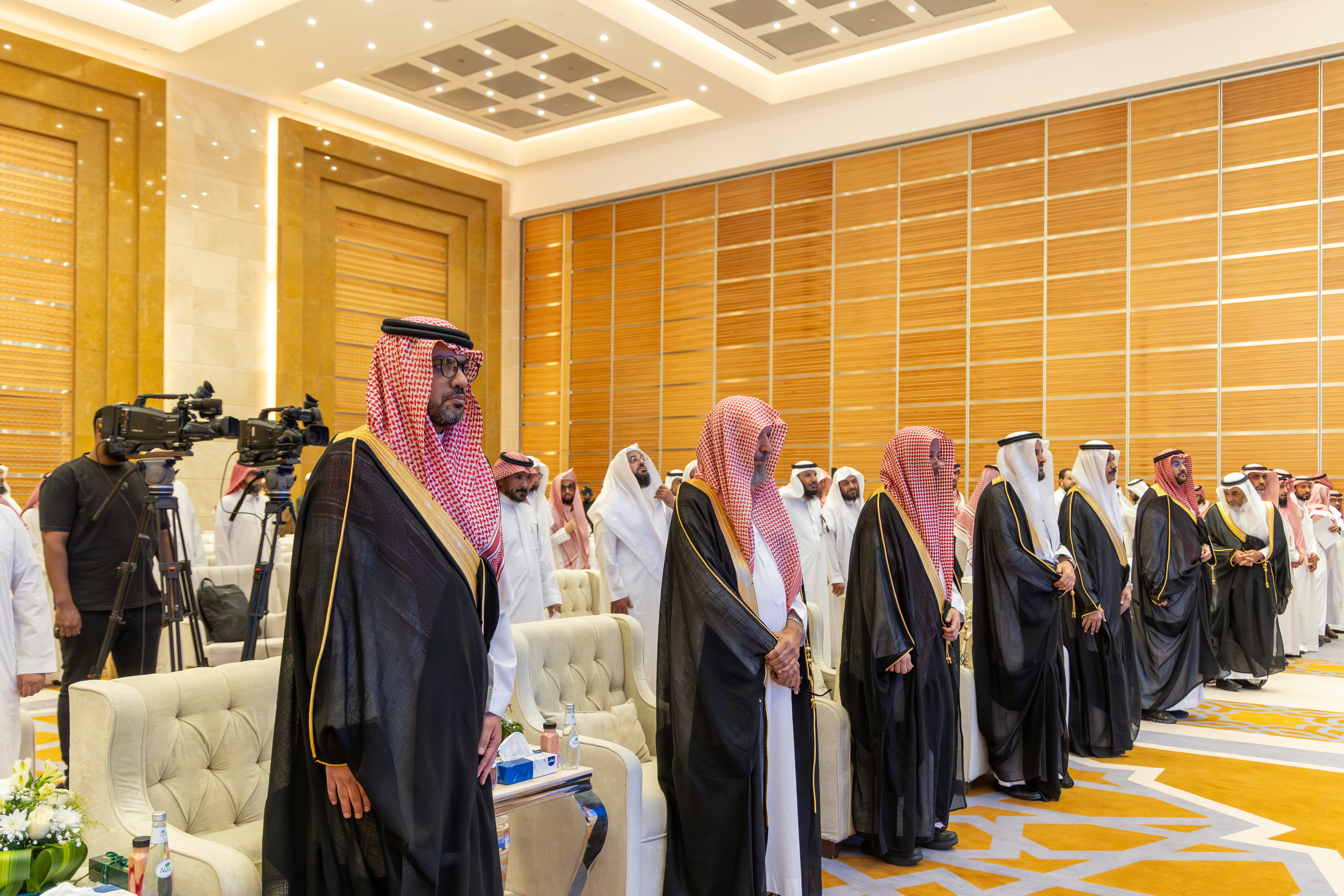 برعاية رئيس الجامعة الإسلامية.. انطلاق حلقة نقاش "المزارع الوقفية.. الفرص والتحديات" بالمدينة المنورة